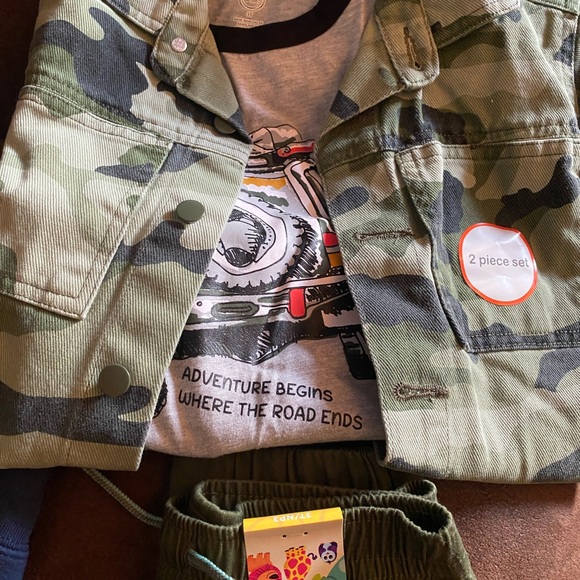 Case three piece set.. - Picture 3 of 5